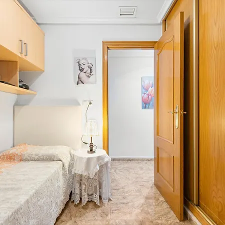 Yovalutres Piscina Privada Torrevi * トレビエハ